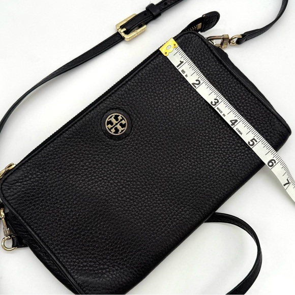 GUC Tory Burch Pebbled Leather Wallet Crossbody Bag in Black - Picture 3 of 16